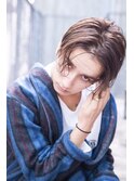ビジネスショートレイヤーかき上げコンマヘアツイストパーマ