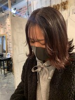 トロニー(TLONY) お顔まわりレイヤーレッドブラウン　stylist/miaki