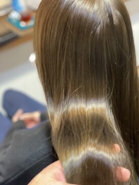 ブルー エアリ(BLUE eari) ワンレンベースロング