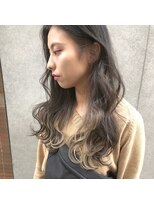 ミィ 浦和(mee)&nbsp;【mee.】インナーカラー  ミルクティベージュ