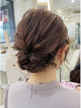 グラマシー アレックス(Gramercy alex) ローシニヨン×お呼ばれヘア20代30代