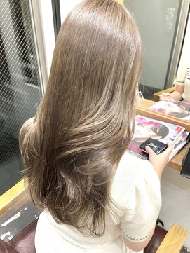 ローネス(LONESS) ブリーチありの柔らかいベージュカラー♪