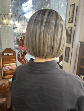 バイブアンドアネックス(VIBE & ANNEX) 《momoka》ボブバレイヤージュベージュ石川町横浜40代