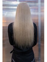 フィッツコア(FITS CORE)&nbsp;複雑履歴からホワイトベージュ