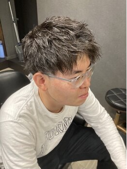ダナ(DANA)の写真/【当日予約OK】<理容室>就活スタイルからトレンドスタイルまで、あなたにぴったりのカッコいいヘアを実現！