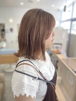 エルフ(elf)&nbsp;ミディアムボブベージュ