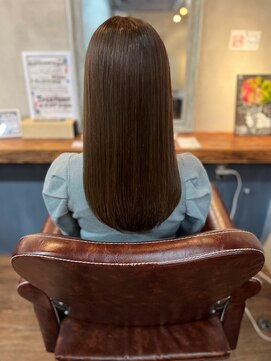 スローネ(THRONE) 髪質改善酸性ストレートで艶髪／20代30代40代／新宿