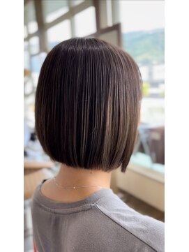 オービット O-bit ヘアデザイン 切りっぱなしボブ