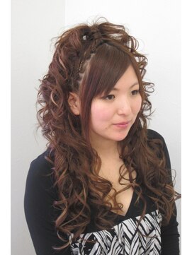 美容室イーナ(e na) 強巻きガーリーアレンジ☆