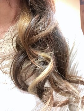 ヘアーアシスト ケーエス(Hair Assist KS) イヤリングカラー