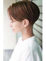 カライング(ing)&nbsp;大人可愛い20代30代40代黒髪前下がりショートボブ丸みショート◎