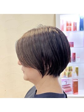 ティエル(Tiele) ゆとりショートx暗髪