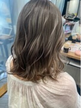 ライズ バイ レボ(RISE by REVO) 大人可愛い/ショコラアッシュ/ヘルシースタイル/ふんわりカール