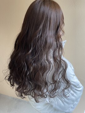 エミュー(emue) 20代大人可愛いミルクティーベージュカラー