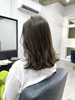 チーク(CHiiK)&nbsp;グレージュ