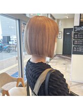 アース オーセンティック アクロスプラザ 与次郎店(EARTH Authentic) 大人可愛いハニーベージュ