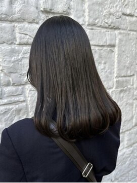 ラミ(L'ami) 《吉田丞》ダークグレージュ/まとまるミディアムヘア