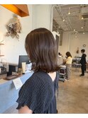 赤みのない透明感カラー♪ami
