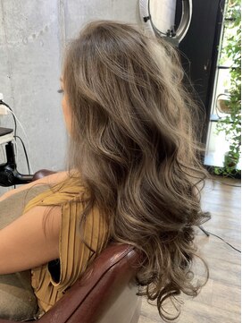 ロダット 横浜(LODAT by little) 3Dハイライト×プラチナベージュ【LODAT横浜】