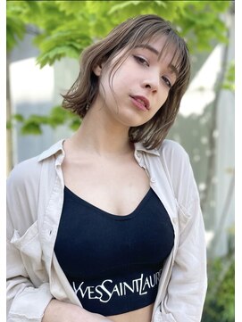 トルネード(TORNADO) 外国人風ボブパーマ 外ハネ グレージュミルクティベージュ t715