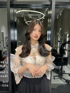 ベール(Vale) 韓国風ダークトーンカラー/くびれスタイル