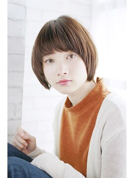 シュシュット(chouchoute) 斜めバングデザインカラーシルキーベージュグレージュカラー/127