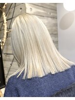 ヲタク(wotaku.)&nbsp;ホワイトブロンドホワイトブリーチブリーチリタッチケアブリーチ