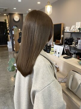 スアバイキキ(SuA by kiki.) 黒髪カタログ/ボブルフ/ネビージュ/ワンレン/小顔スタイル[千葉]