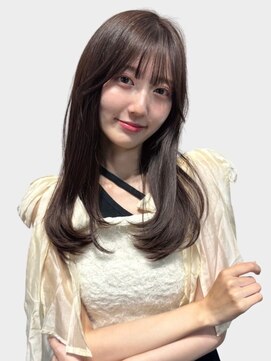 ユーフォリア 新宿通り(Euphoria) ブリーチなしシルキーグレージュシースルーバングくびれヘア