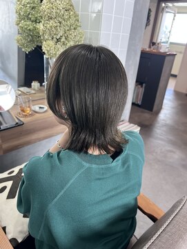 ティティ(TiTi) 20.30.40代 ブリーチなし！カーキカラー[TiTi_福田りの]