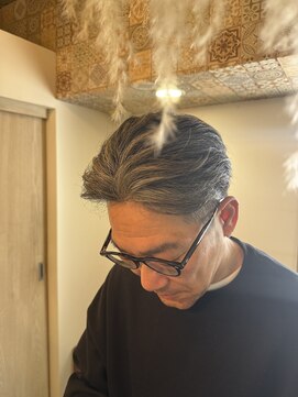 メロウ(mellow) 大人の渋み★ビジネスシーンで映えるメンズカット