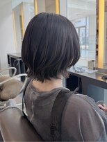 ソシエ 福岡岩田屋店&nbsp;クールダーク×インナーレイヤーネープテクスチャーショートボブ