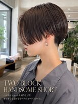 ヘアセラヴィ 雨ヶ谷(hair C'est La Vie)&nbsp;ツーブロックハンサムショート