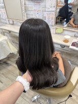 フゥカ 売市店(fuka)&nbsp;透明感たっぷりオリーブグレージュ 八戸