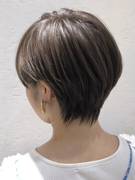 ロンド レグリーズ 立川(Lond leglise) 【山方 直也】エッジショート×小顔×マッシュ×耳掛け