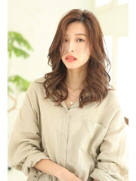 リュッカ(Lyuca) 【リュッカ 久米田】インナーカラー*小顔*フォギーベージュ