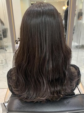 エスカーラ 表参道(THE ESCALA) ふわふわ透明感ラベンダーアッシュ【タビラマユミ】