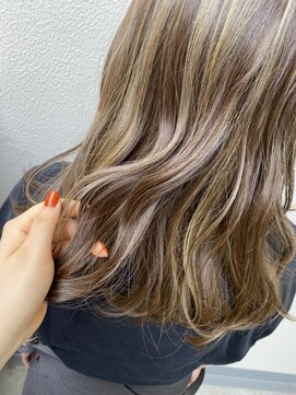 ヘアーリゾートガーデンバイトロント 船橋法典店(Hair Resort Garden by Toronto) 大人筋感ハイライトヘア