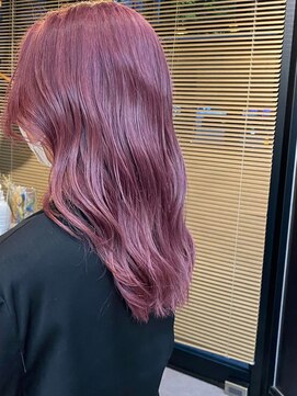 リノショアーズ 元町店(RINOSHORES) ウェーブロングレイヤーダブルカラーブライトピンク系
