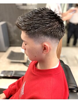 フランクスバーバー アンド ビアークラブ(FRANK'S BARBER and BEER CLUB) ジェットバング刈り上げスキンフェードバーバースタイル　I