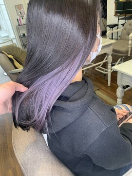 ジウ 上通り(JIU) 20代30代小顔ゆるふわロンググレージュインナーカラーパープル