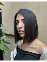 ピークアブー 表参道(PEEK-A-BOO)&nbsp;肩上切りっぱなしボブ