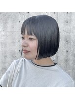 エルナ(ELNA) ぱつんと黒髪ボブ×髪質改善