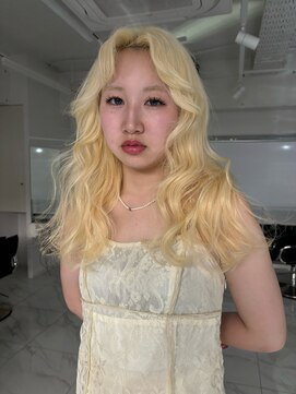 ランテルディ 渋谷(LANTERDIT) ブロンド 抜きっぱなし  ニュアンス バレエコア