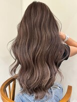 リル バイ ジルブラン(Lil by JIL BLAN)&nbsp;前髪　こなれミディ　イメチェン　ウェーブパーマ　韓国マッシュ