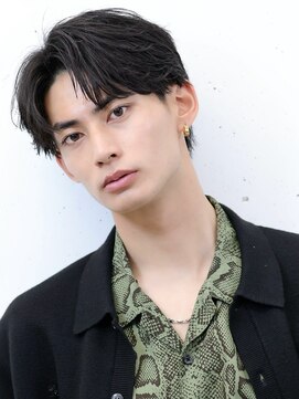 アーリー(Ali'i) コンマヘアセンターパートニュアンスパーマビジネスヘア