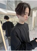 フェザーカットブリーチカラーダウンパーマセンターパート