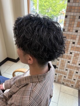 ヴァンカウンシル Kuwana(VAN COUNCIL) 緩めツイストパーマ