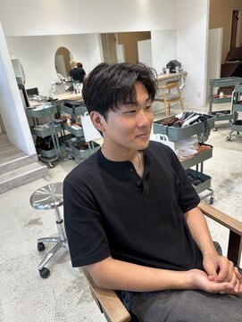 ジジ インターパーク 宇都宮(Gigi) ダークアッシュ/アッシュブラック/カルマパーマ/ベリーショート