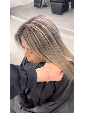 プティ(PUTY) コントラストバレイヤージュ